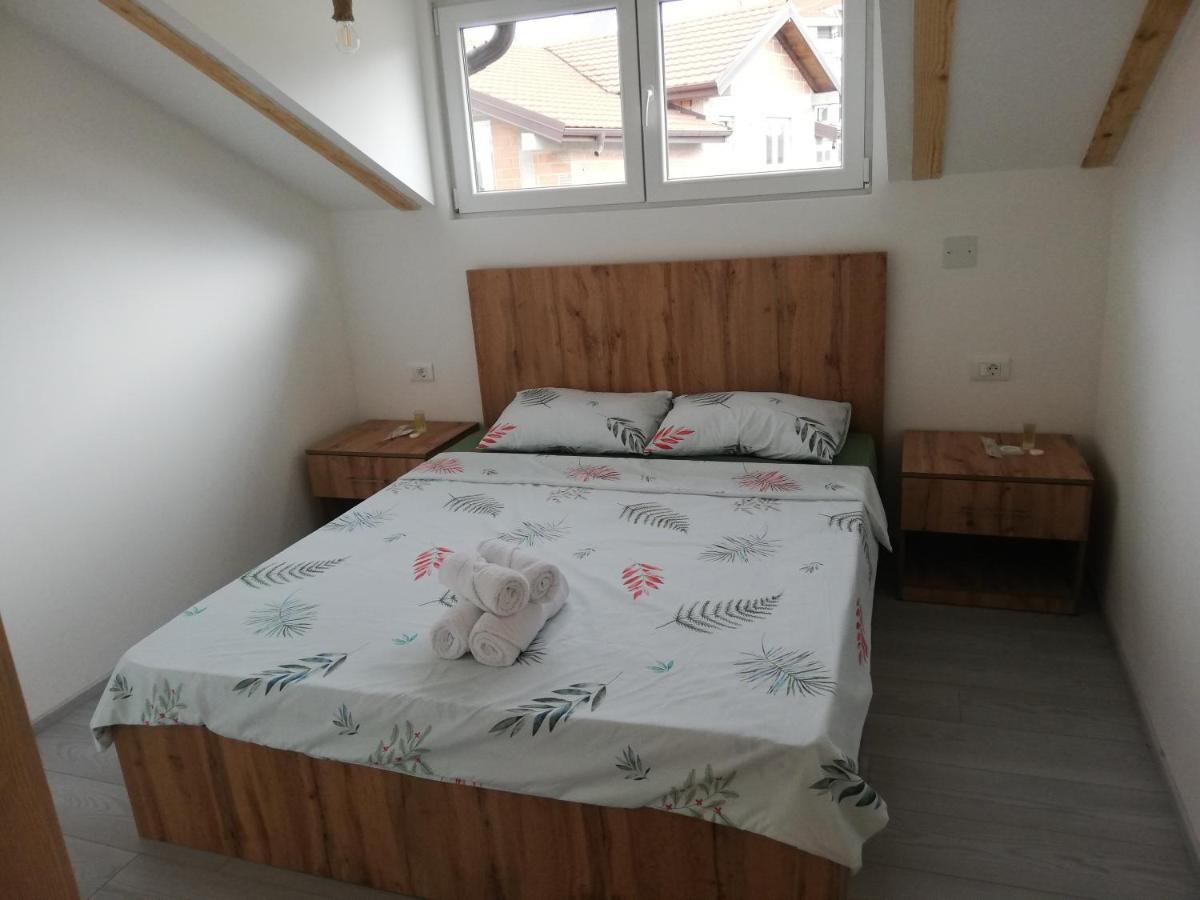 Apartments Naumovski オフリド エクステリア 写真